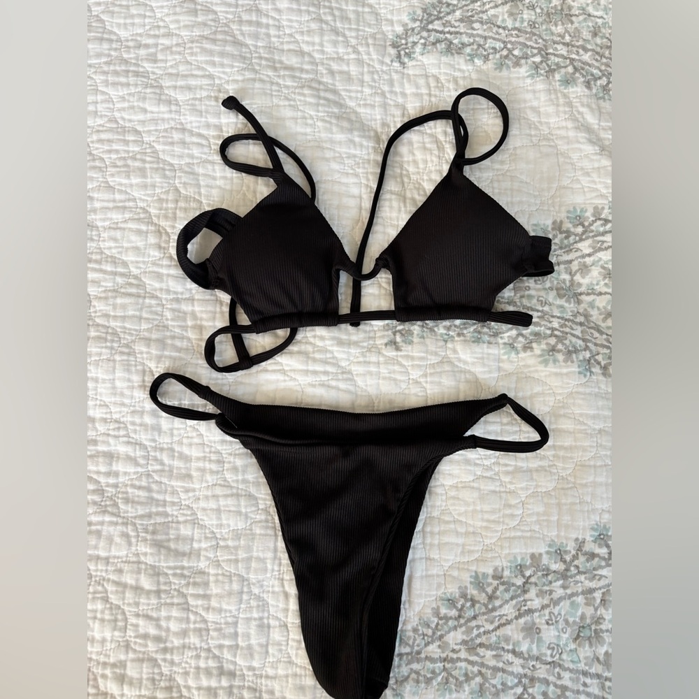 Zaful Black Strappy Bikini Set